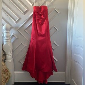 Sherri Hill Strapless Red Dress